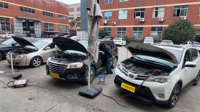 汽车解码培训学校现场